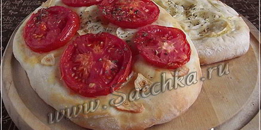 Рецепт лепешек с луком и помидорами