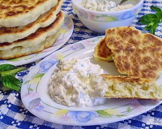 Лепешки с творогом диетические