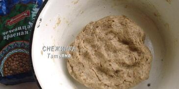 постное карри из чечевицы с чечевичными лепешками