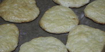 сметанные лепешки