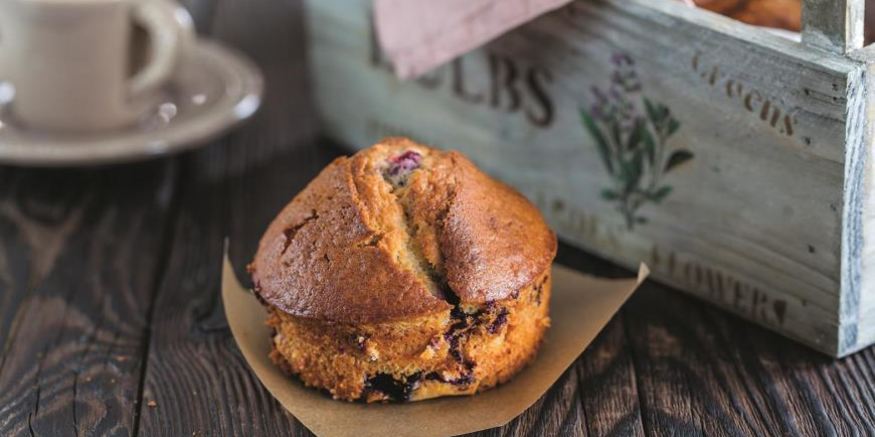 Рецепт банановых маффинов с черной смородиной