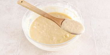 банановые маффины с черной смородиной