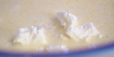 маффины с кабачком, фетой и зеленым луком