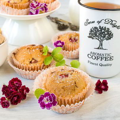 Маффины с клубникой и белым шоколадом