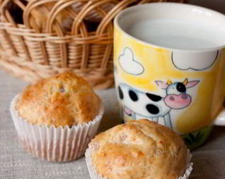 Маффины с копченой курицей и сыром