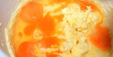 маффины с малиновым кремом и шоколадом