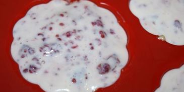 маффины с малиновым кремом и шоколадом