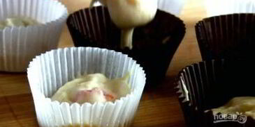 маффины с цукатами в формочках