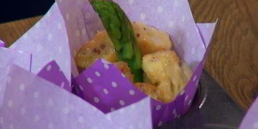 маффины со спаржей и горчицей