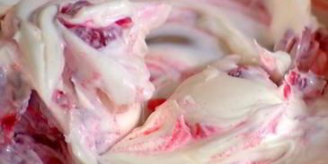 миндальные маффины с малиновым кремом