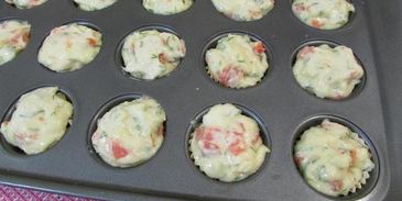 мини-маффины с семгой