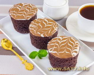 Шоколадные маффины с вареной сгущенкой