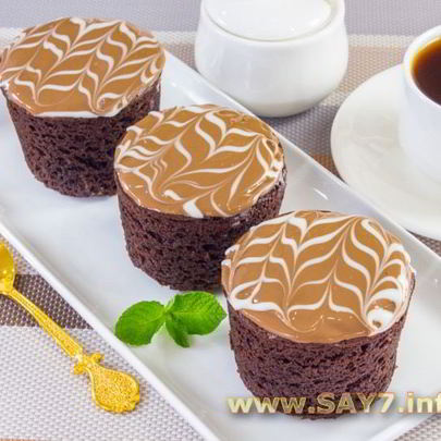 Шоколадные маффины с вареной сгущенкой