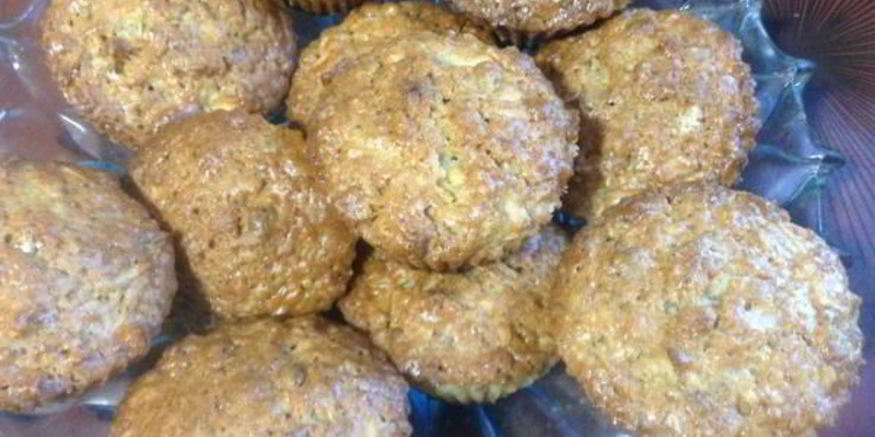 Рецепт яблочных маффинов с орехами