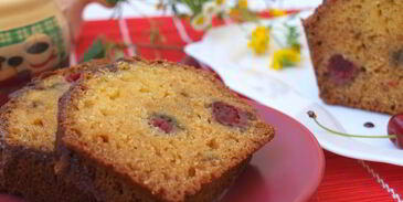 манник с вишнями