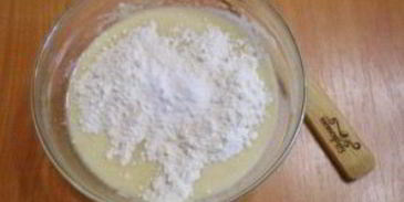 манник с яблоками на кефире