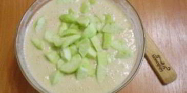 манник с яблоками на кефире