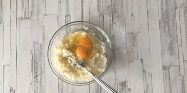 манник с яблоками