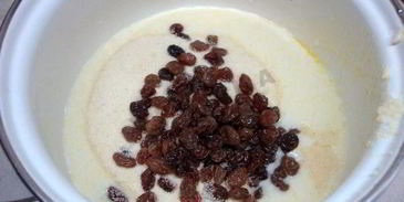 вкусный манник на кефире в мультиварке