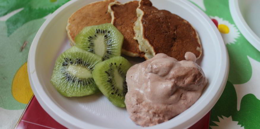 Рецепт банановых оладушек на молоке