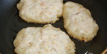 оладьи с капустой на дрожжах