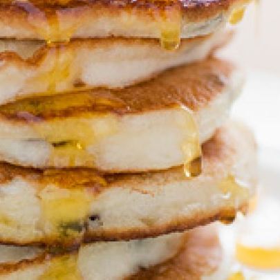 Оладьи с кленовым сиропом