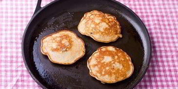 оладьи с овсяными отрубями и малиной