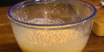 оладьи с яблоками, финиками и фисташками