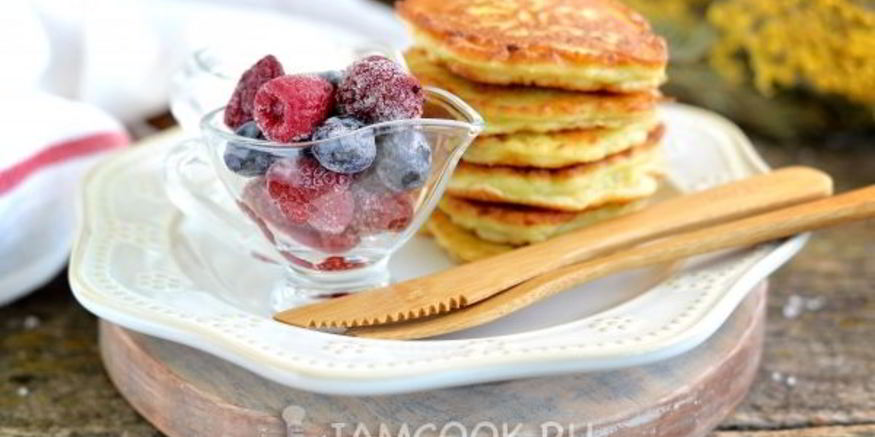 Рецепт оладий с яблоком и кабачком