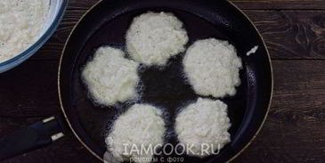 постные капустные оладьи