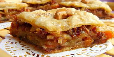 пахлава с финиками и курагой