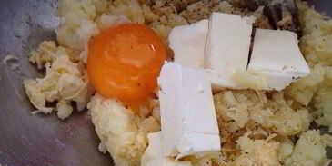 картофельное печенье с сыром и прованскими травами