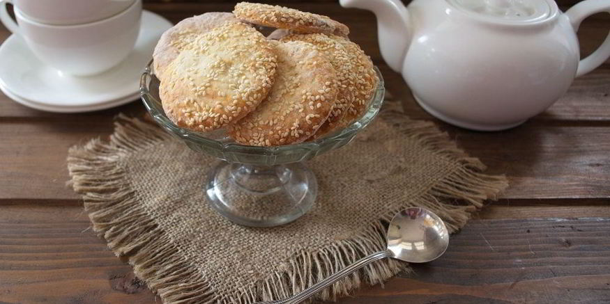 Рецепт печенья на сметане с кунжутом