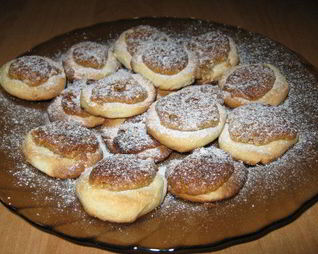 Песочное печенье с ореховой начинкой