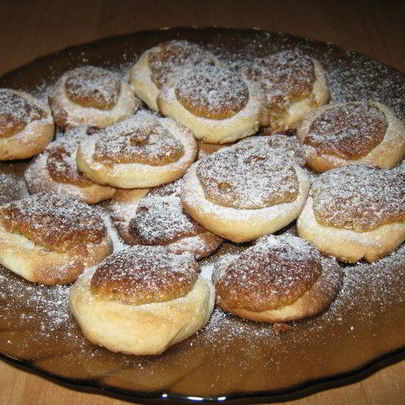 Песочное печенье с ореховой начинкой