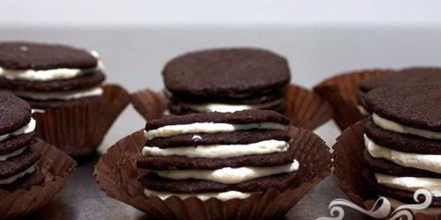 Рецепт шоколадного печенья со сливочным кремом