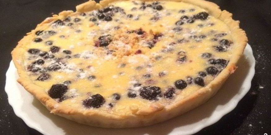 Рецепт черничного пирога со сметанной заливкой