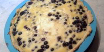 черничный пирог со сметанной заливкой