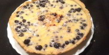 черничный пирог со сметанной заливкой