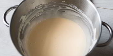 грушевый пирог со сливочным сыром