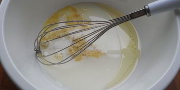 наливной пирог с яблоками и хрустящей овсяной корочкой