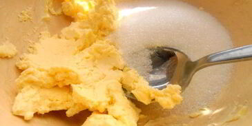 незабываемый пирог с черникой со сливками