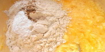 незабываемый пирог с черникой со сливками