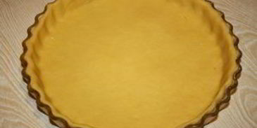 открытый черничный пирог