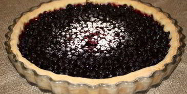 открытый черничный пирог