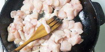 открытый пирог с курицей и овощами