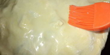 пирог с бананами и яблоками из необычного дрожжевого теста