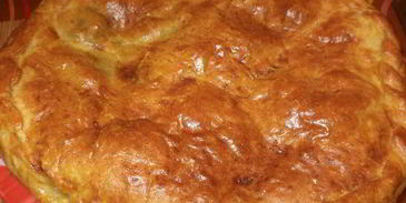 пирог с бананами и яблоками из необычного дрожжевого теста