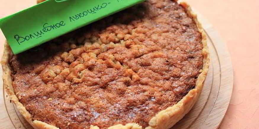 Рецепт пирога с медом и кедровыми орехами