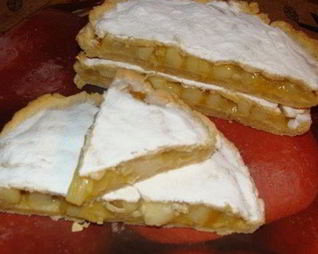 Пирог с яблоками, манго и папайей